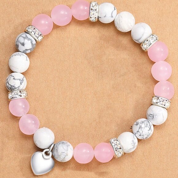 Heart Pendant Beaded Bracelet - Picture 1 of 2